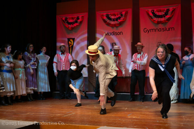 Adam Goldsmith (center) as Harold Hill and the cast of The Music Man at Third Wall Productions 📷 Images Production Co.