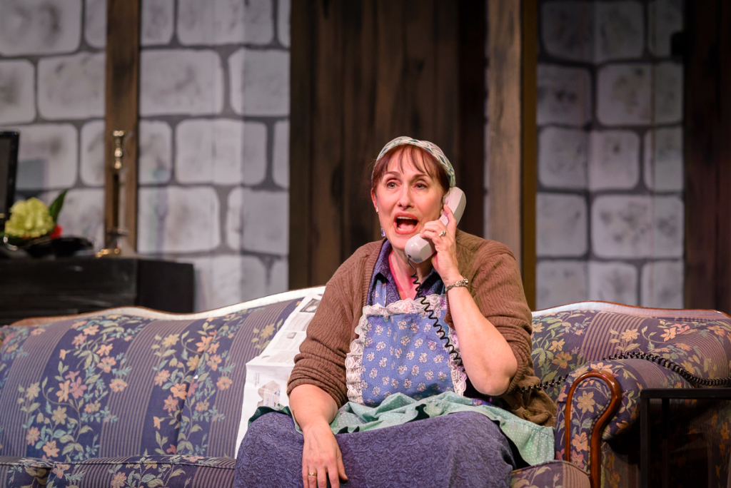 Review: Noises Off at Silhouette Stages - TheatreBloom