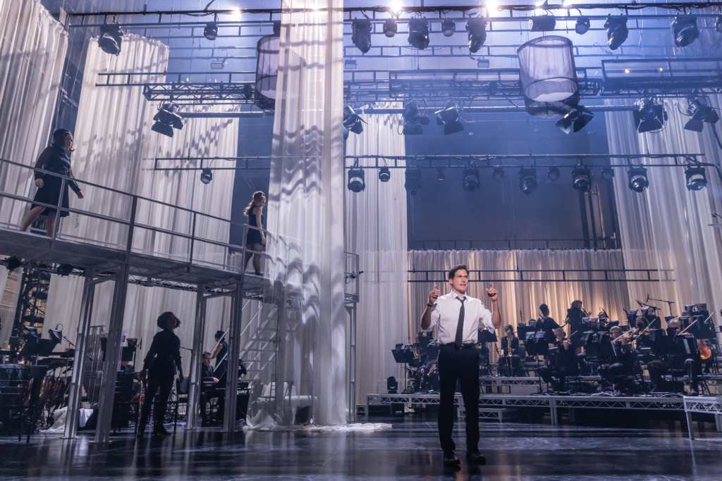 Steven Pasquale (center) as Guido and the company of Nine at The Kennedy Center 📷 Matthew Murphy