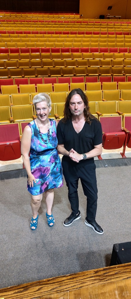 Amanda Gunther (left) with Constantine Maroulis (right) 📷 Emily Jewett